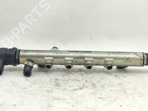 Rail D'Injecteurs Rail D'Injecteurs 37758251 37758251