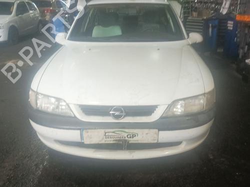 Teile für OPEL VECTRA B Hatchback (J96) 1.6 i 16V (F68) (101 hp) 4432896 