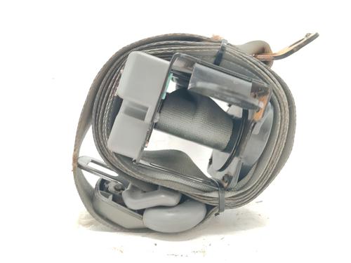 Cinturón de seguridad trasero izquierdo KIA CARENS I MPV (FC, FJ) 2.0 CRDi (113 hp) 30052889