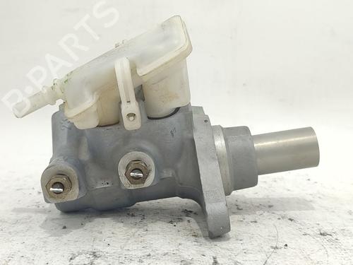 brake-master-cylinder-ford-tourneo-connect-2002-2003-2004-2005-2006-2007-2008-2009-2010-2011-2012-2013-37758288 main image