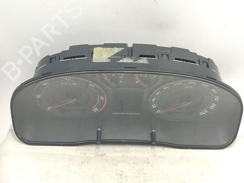 Used Instrument cluster Instrument cluster SKODA SUPERB I (3U4) 2.5 TDI (155 hp) 40196399 40196399