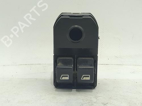 Used Left front window switch PEUGEOT 306 Hatchback (7A, 7C, N3, N5) 1.9 D (69 hp) 31680219