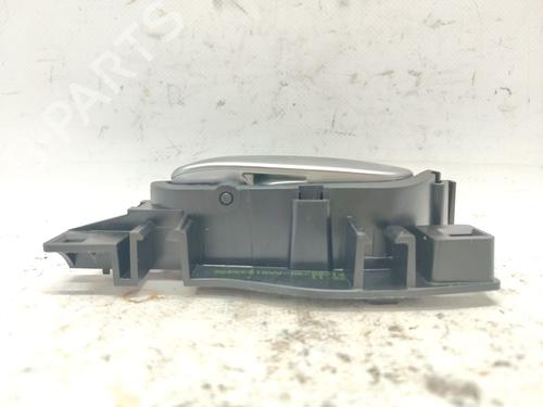 Venstre bagtil invendig håndtag PEUGEOT 208 I (CA_, CC_) 1.2 VTI 82 | BP30805434I15