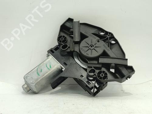 Used Right front window motor VOLVO V40 Hatchback (525) D2 (120 hp) 31707146