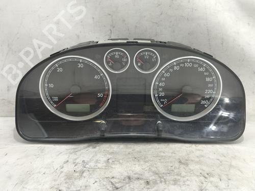 Kombiinstrument VW PASSAT B5.5 (3B3) 1.9 TDI (101 hp) 28095552