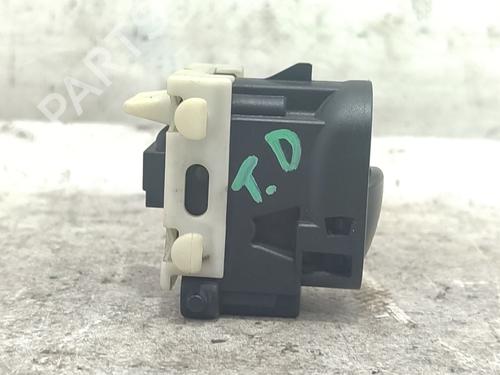 Right rear window switch MERCEDES-BENZ C-CLASS (W203) C 220 CDI (203.006, 203.008) | BP27560634I28 