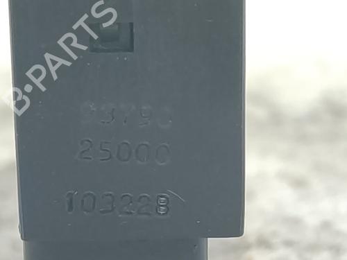 Warning switch HYUNDAI ACCENT II (LC) 1.3 | BP27243046I22 