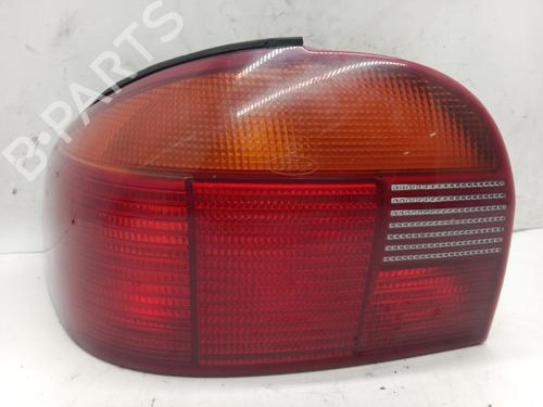 Used Left taillight FORD MONDEO I (GBP) [1993-1996]  25253602