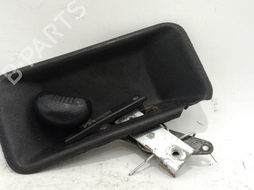 Used Front left interior door handle Front left interior door handle 37408493 37408493