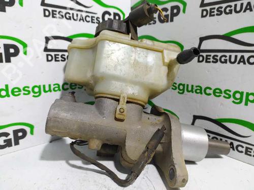 Used Brake master cylinder SEAT ALTEA XL (5P5, 5P8) 2.0 TDI 4x4 (170 hp) 7150638