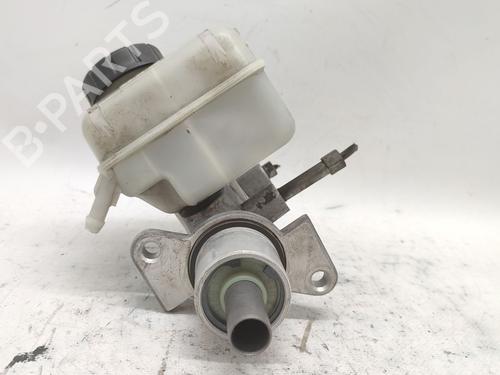 brake-master-cylinder-opel-zafira-a-mpv-t98-1999-2000-2001-2002-2003-2004-2005-2006-36845274 main image