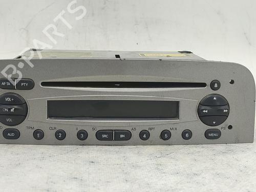 Used Radio Radio ALFA ROMEO 147 (937_) 1.6 16V T.SPARK ECO (937.AXA1A, 937.BXA1A) (105 hp) 35789097 35789097