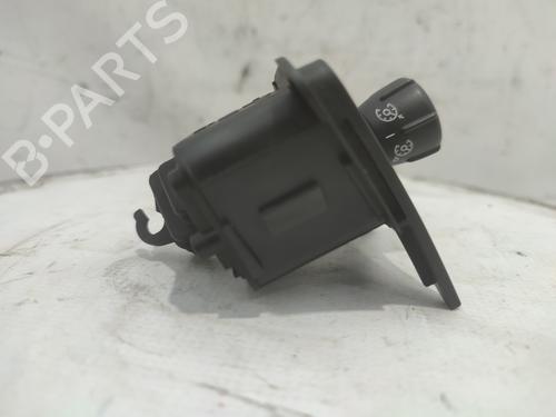 Used Steering wheel controls RENAULT SCÉNIC II (JM0/1_) 1.9 dCi (JM14) (131 hp) 21758369