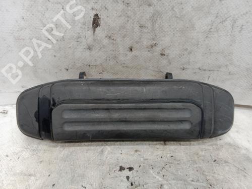 Used Front left exterior door handle HYUNDAI GALLOPER I 2.5 TD (85 hp) 26175131