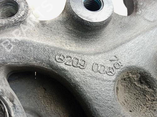 Left front steering knuckle MERCEDES-BENZ CLK (C209) CLK 270 CDI (209.316) | BP26438733M25 