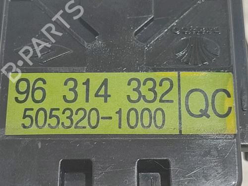 Forlygtekontakt DAEWOO MATIZ (M100, M150) 0.8 (52 hp) 23080465