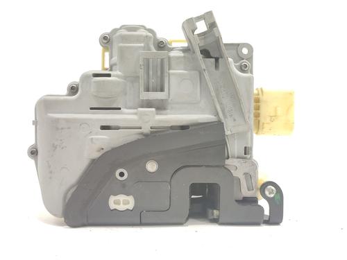 Front left lock VW PASSAT B6 Variant (3C5) 2.0 TDI | BP36645531C98 - Image 3