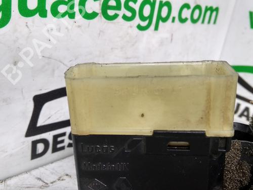Steering column stalk RENAULT TRAFIC Van (T_, P_, V_) 1.9 D | BP7671822I23 