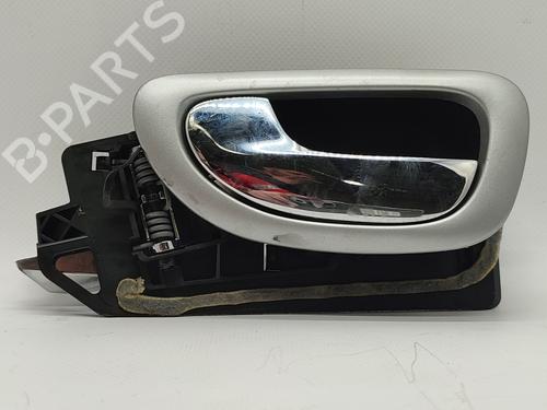 Used Front left interior door handle PEUGEOT 307 SW (3H) 1.6 HDI 110 (109 hp) 16123209