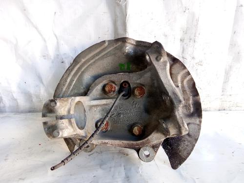 Used Left front steering knuckle BMW 1 (E87) 118 d (143 hp) 18724650