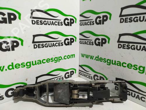 Front left exterior door handle MERCEDES-BENZ C-CLASS (W202) C 220 D (202.121) | BP7146769C128 