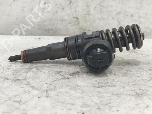 Injektor für VW PASSAT B5.5 (3B3) 1.9 TDI (101 hp) 28095579