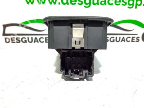 Right rear window switch LAND ROVER DISCOVERY III (L319) 2.7 TD 4x4 | BP7141593I28 