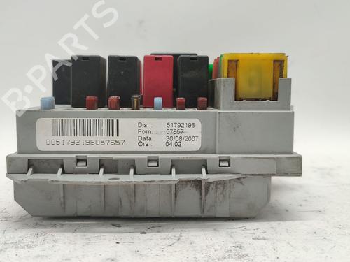 Fuse box LANCIA YPSILON (843_) 1.3 D Multijet (843.AXH1A, 843.AXE1A) | BP36077192E1 - Image 3