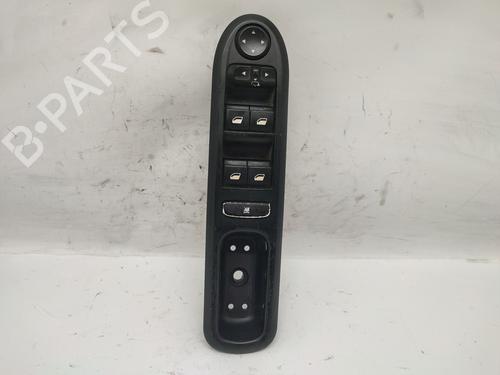 Used Left front window switch PEUGEOT 407 (6D_) 2.0 HDi 135 (6DRHRH, 6DRHRE, 6DRHRG, 6DRHRJ) (136 hp) 27900007
