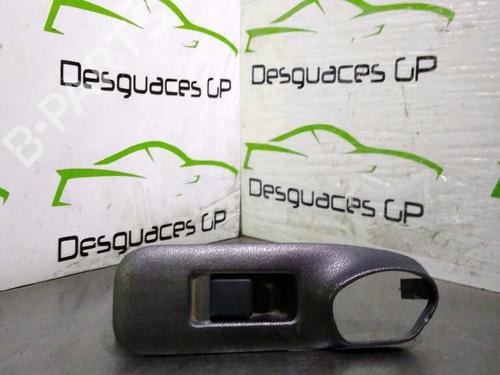 Used Left rear window switch NISSAN PRIMERA Hatchback (P11) [1996-2002]  7132678