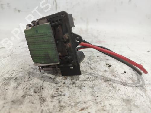 Used Heater resistor RENAULT CLIO II (BB_, CB_) 1.4 (B/CB0C, B/CB0S) (75 hp) 16951882