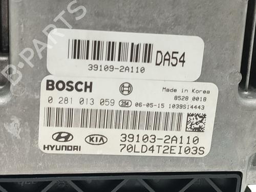 Engine control unit (ECU) KIA CERATO I Hatchback (LD) 1.6 CRDi | BP33649841M57 - Image 2