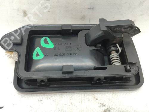 Høyre foran invendig håndtak PEUGEOT 106 II (1A_, 1C_) 1.1 i | BP28027797I14 