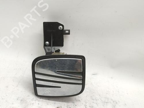 Bagagerumshåndtag Bagagerumshåndtag SEAT CORDOBA (6L2) 1.4 16V (75 hp) 36994578 36994578