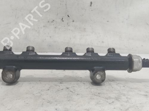 Used Injection rail PEUGEOT 5008 II (MC_, MJ_, MR_, M4_) 1.6 BlueHDi 115 (MCBHXH, MCBHXW) (116 hp) 26884573