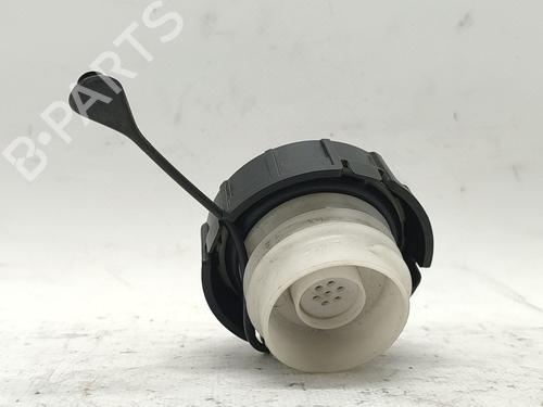 Fuel flap MITSUBISHI OUTLANDER II (CW_W) 2.2 DI-D | BP30055959C131