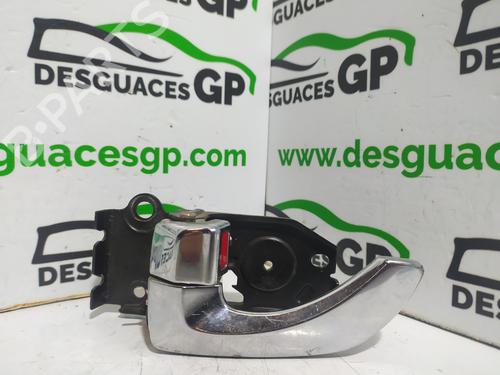 Used Front left interior door handle HYUNDAI SANTA FÉ I (SM) 2.0 CRDi (113 hp) 7127831