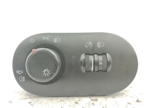 Used Headlight switch SEAT IBIZA III (6L1) 1.9 SDI (64 hp) 30087754