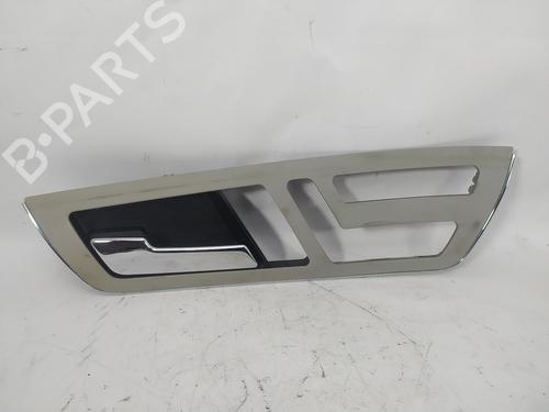 Venstre fortil invendig håndtag MERCEDES-BENZ S-CLASS (W221, V221) S 320 CDI (221.022, 221.122) (235 hp) 11357574