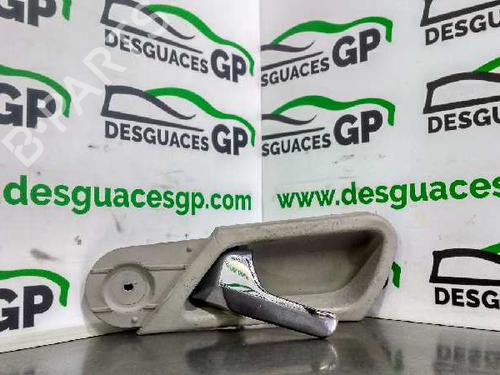 Used Front left interior door handle MERCEDES-BENZ C-CLASS (W203) [2000-2007]  7140081