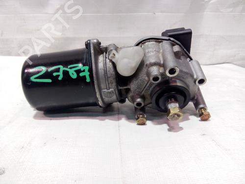 Used Front wiper motor RENAULT SCÉNIC II (JM0/1_) 1.9 dCi (JM14) (131 hp) 21758385