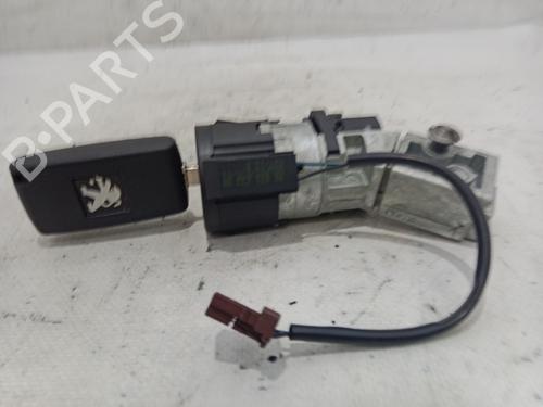 Used Ignition barrel PEUGEOT 5008 II (MC_, MJ_, MR_, M4_) 1.6 BlueHDi 115 (MCBHXH, MCBHXW) (116 hp) 26884538