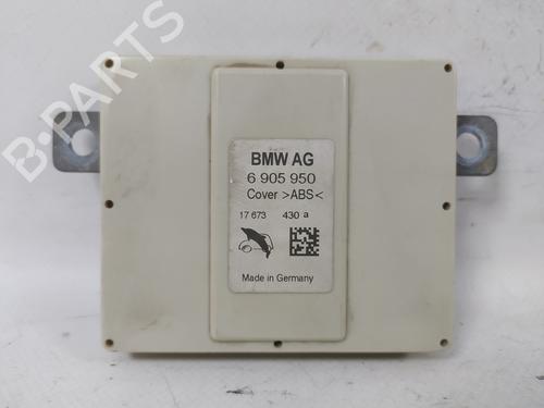 Used Electronic module BMW X5 (E53) 4.4 i (286 hp) 13657401