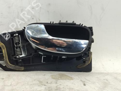 Used Front left interior door handle Front left interior door handle PEUGEOT 307 SW (3H) 1.6 HDI 110 (109 hp) 33240521 33240521