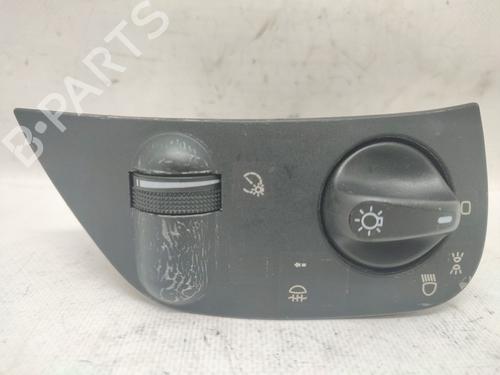 Used Headlight switch SEAT IBIZA II (6K1) 1.4 i (60 hp) 28002597