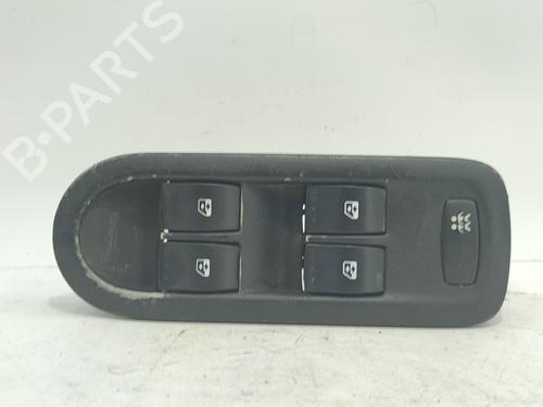 venstre-fortil-elrude-kontakt-renault-megane-ii-saloon-lm01_-2003-31860140 main image