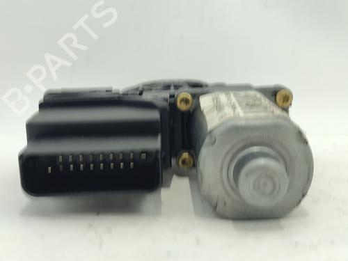 Right rear window motor VW PASSAT B5.5 (3B3) 1.9 TDI | BP31215767E22 - Image 3