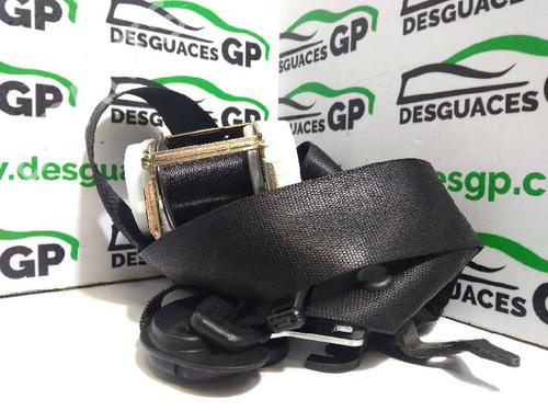 Used Front left seatbelt BMW 1 (E87) 118 d (122 hp) 8751323