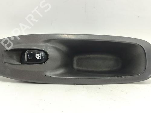 Used Right front window switch Right front window switch HYUNDAI ACCENT II (LC) 1.5 (102 hp) 36503980 36503980
