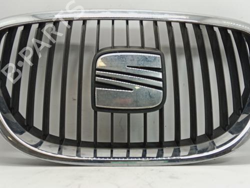 Used Grille SEAT LEON (1P1) 2.0 TDI 16V (140 hp) 29154636